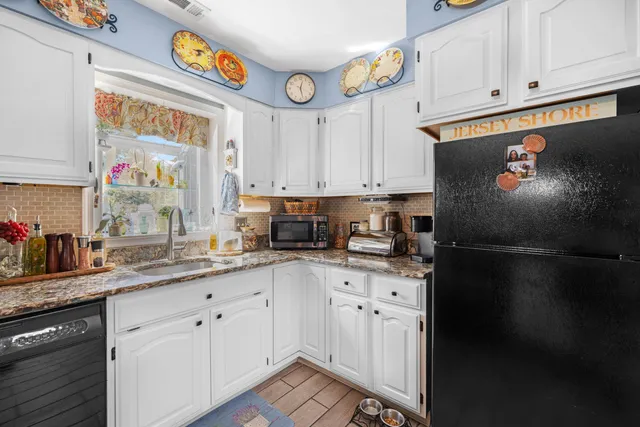 $610,000 | 30 West Wilde Avenue, Villas, NJ 08251