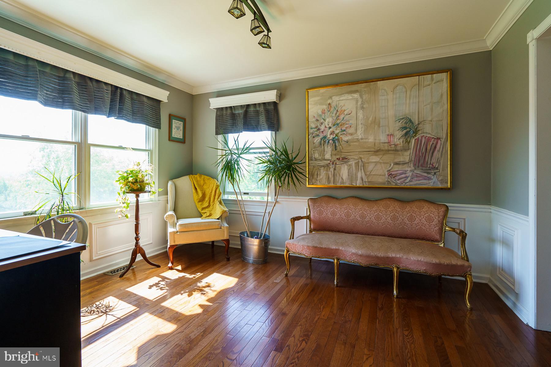 331 Fancy Hill Road Boyertown, PA 19512 - Photo 31 of 71 Living Room