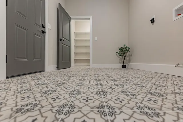 $524,900 | 1830 Montview Drive, Evansville, IN 47725