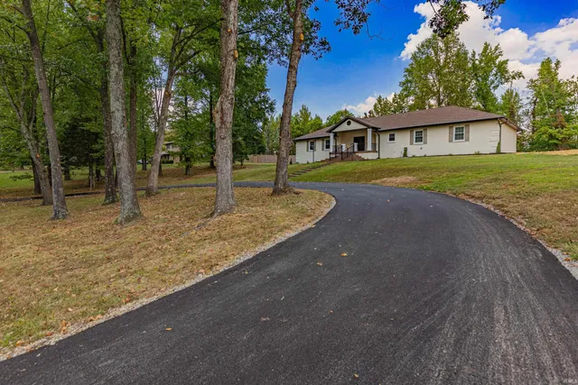 $524,900 | 1830 Montview Drive, Evansville, IN 47725