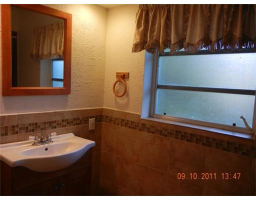 1098 Southwest 13th Place Boca Raton, FL 33486 - Photo 11 of 12 Additional Photo