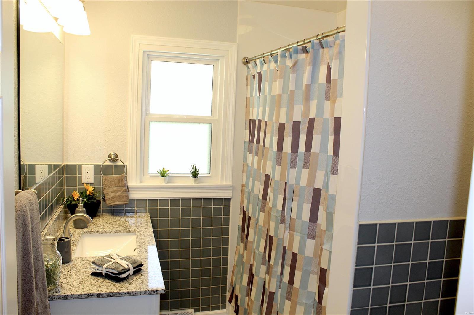 5205 Black Oak Road Alton, IL 62002 - Photo 13 of 22 Gallery Image 13