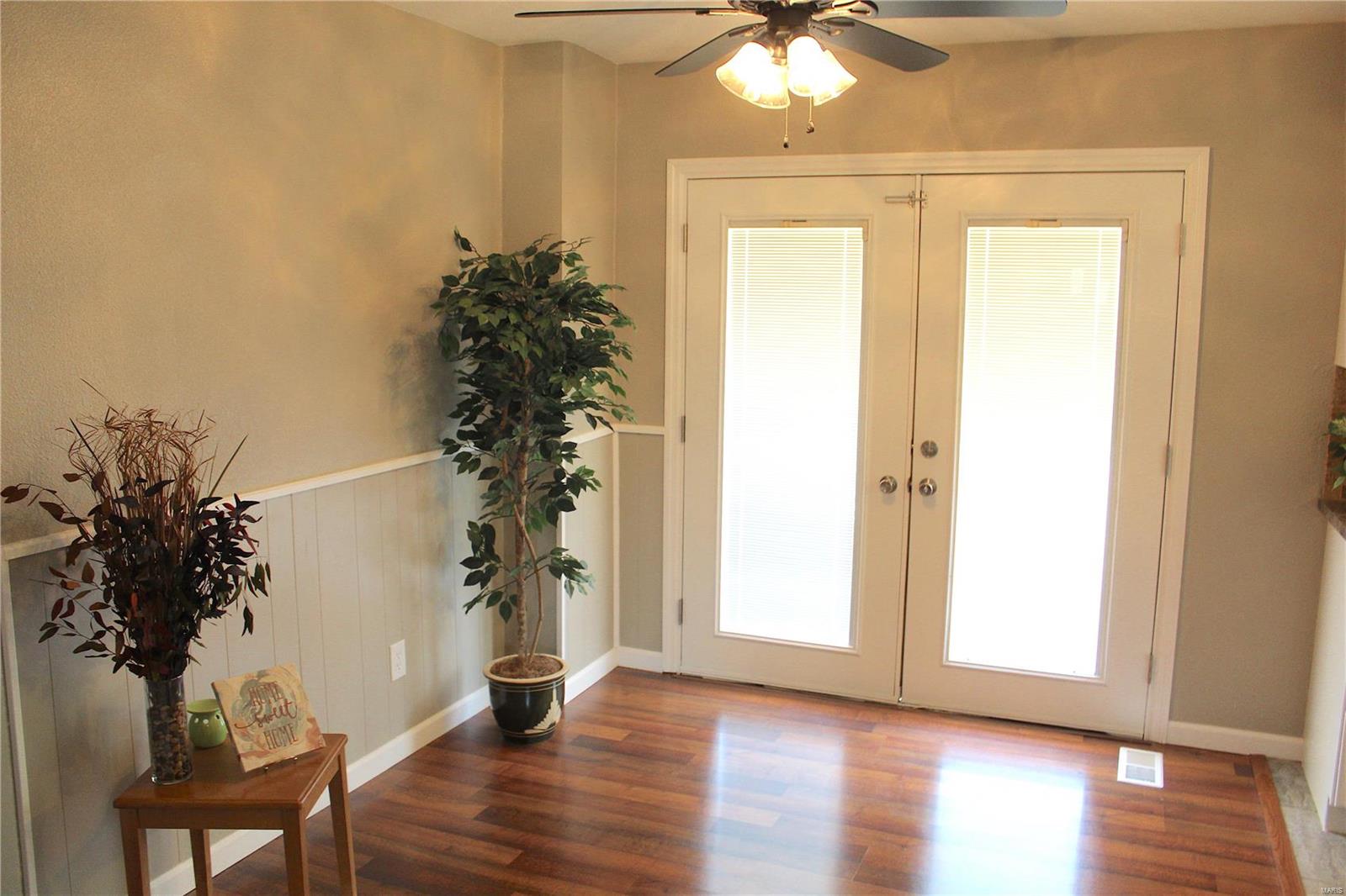 5205 Black Oak Road Alton, IL 62002 - Photo 9 of 22 Gallery Image 9