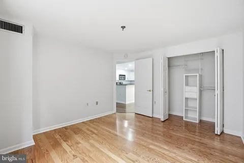 $2,500 | 1312 Massachusetts Avenue Northwest, Unit 110, Washington, DC 20005