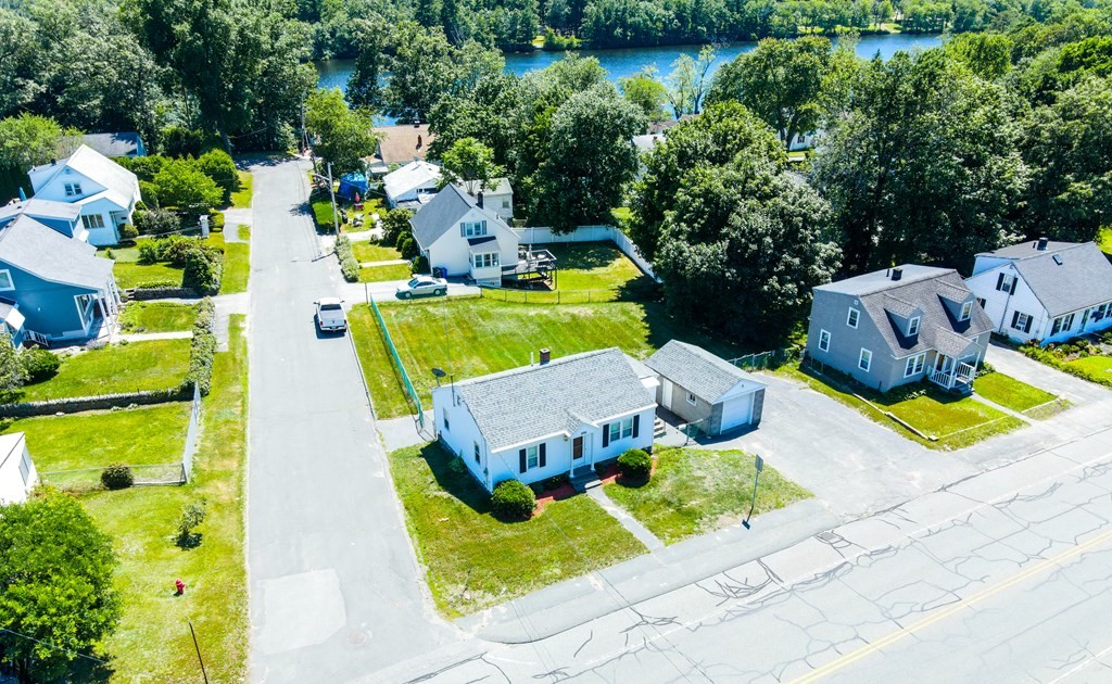 898 Riverside Drive Methuen, MA 01844 - Photo 1 of 24 Gallery Image 1