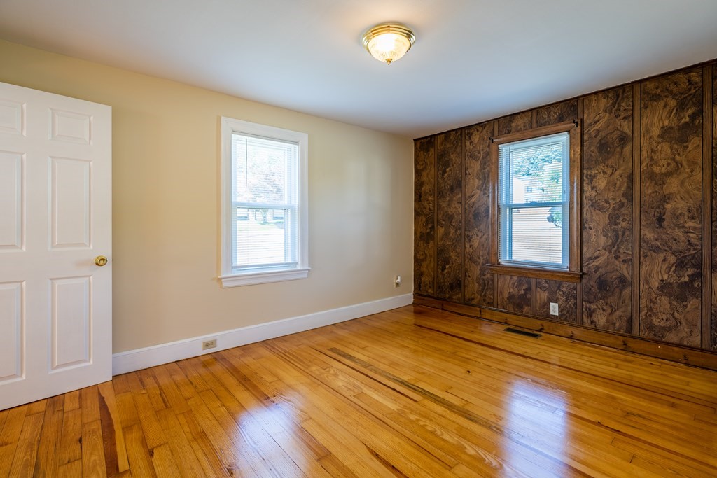 898 Riverside Drive Methuen, MA 01844 - Photo 19 of 24 Gallery Image 19