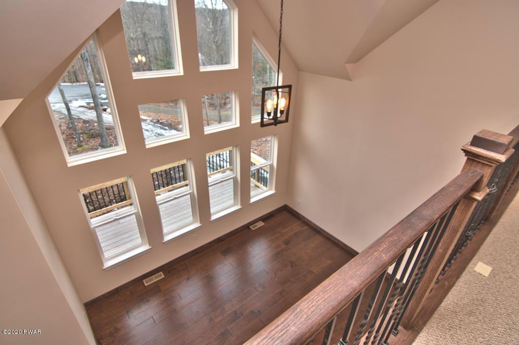 269 West Lakeview Road Lackawaxen, PA 18435 - Photo 31 of 88
