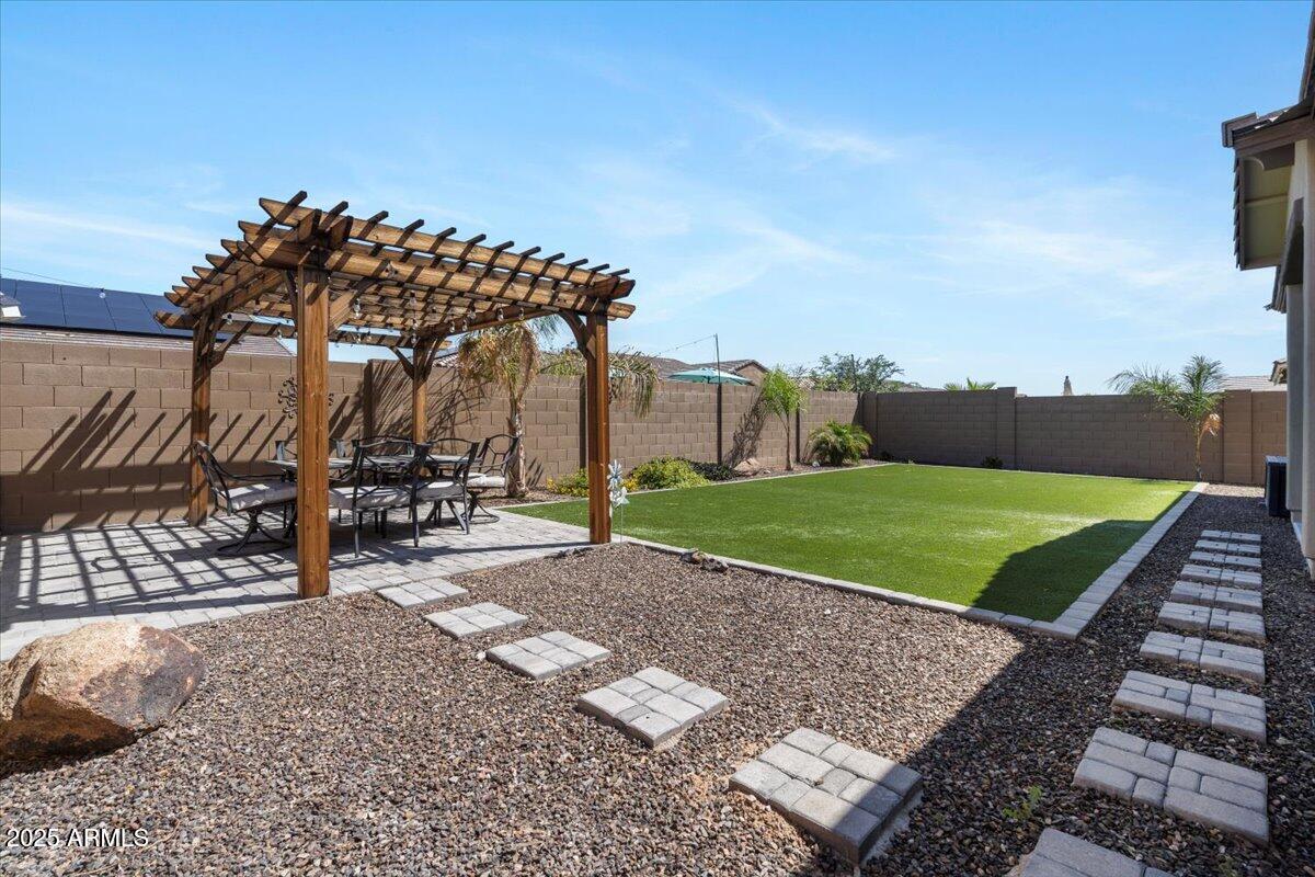 14634 West Wethersfield Road Surprise, AZ 85379 - Photo 31 of 38 52-DSC01083