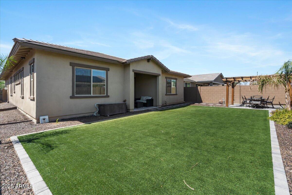 14634 West Wethersfield Road Surprise, AZ 85379 - Photo 32 of 38 53-DSC01089