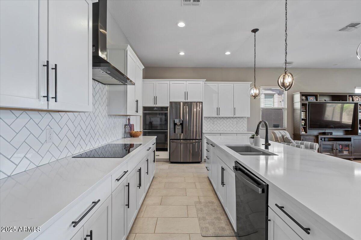 14634 West Wethersfield Road Surprise, AZ 85379 - Photo 5 of 38 26-DSC00987