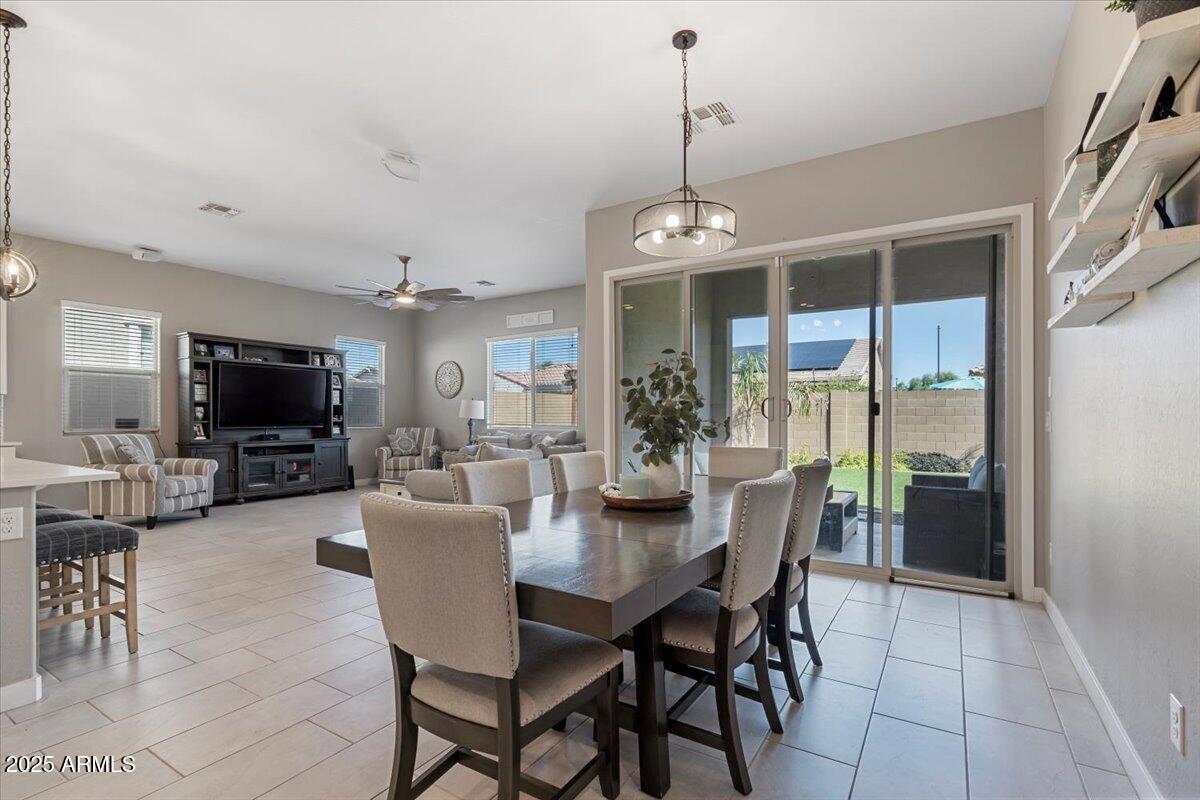 14634 West Wethersfield Road Surprise, AZ 85379 - Photo 8 of 38 28-DSC00993