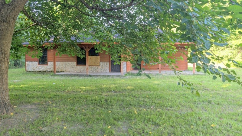 150 East 3rd Street Groveton, TX 75845 - Photo 1 of 22