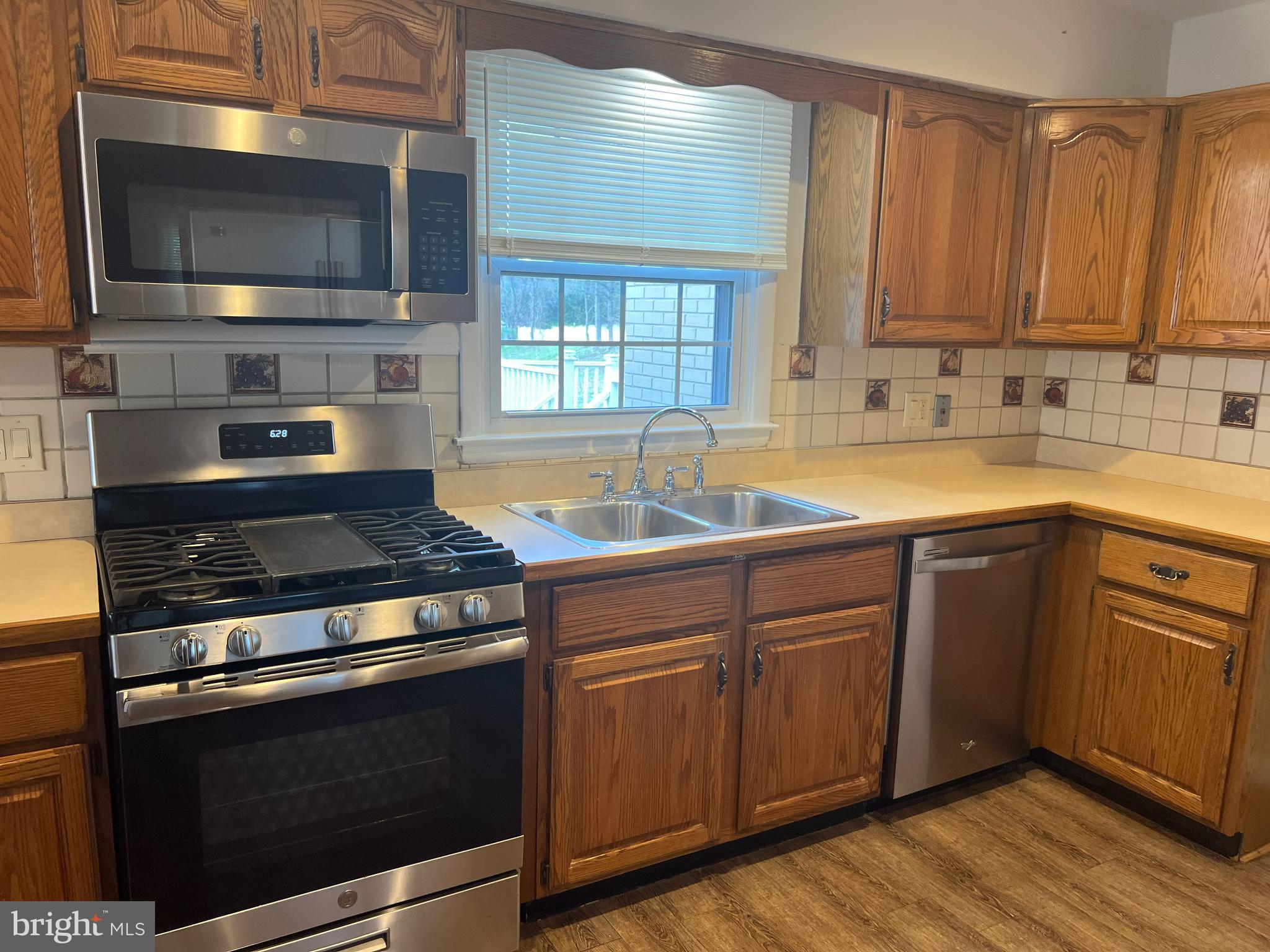 310 Surrey Road Cherry Hill, NJ 08002 - Photo 16 of 38 Gas stove in Kitchen