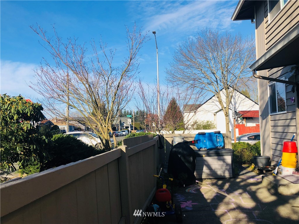 1421 North 3rd Street Renton, WA 98057 - Photo 11 of 17
