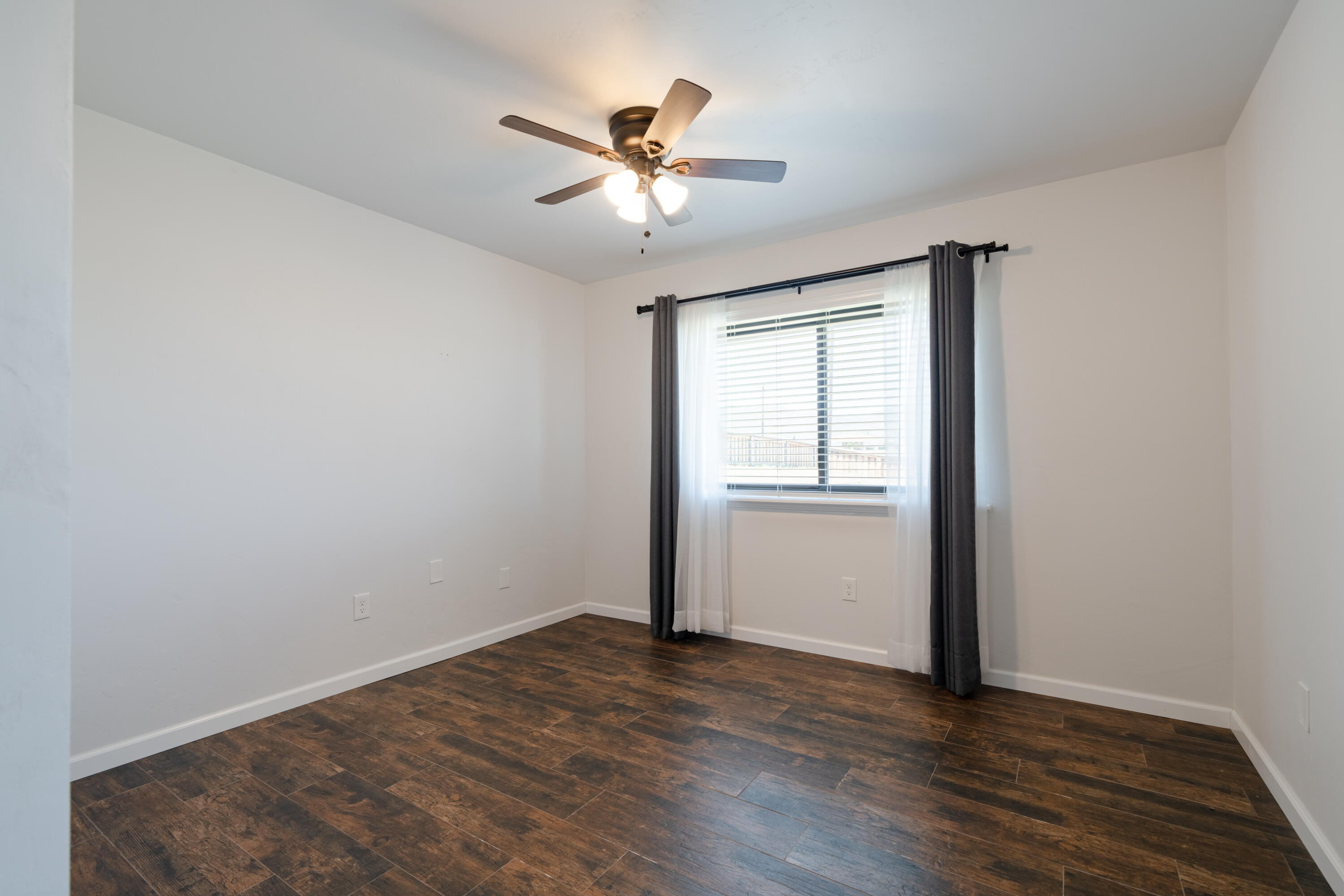 21620 Ginger Court Tehachapi, CA 93561 - Photo 22 of 28 22-JYP00056-HDR