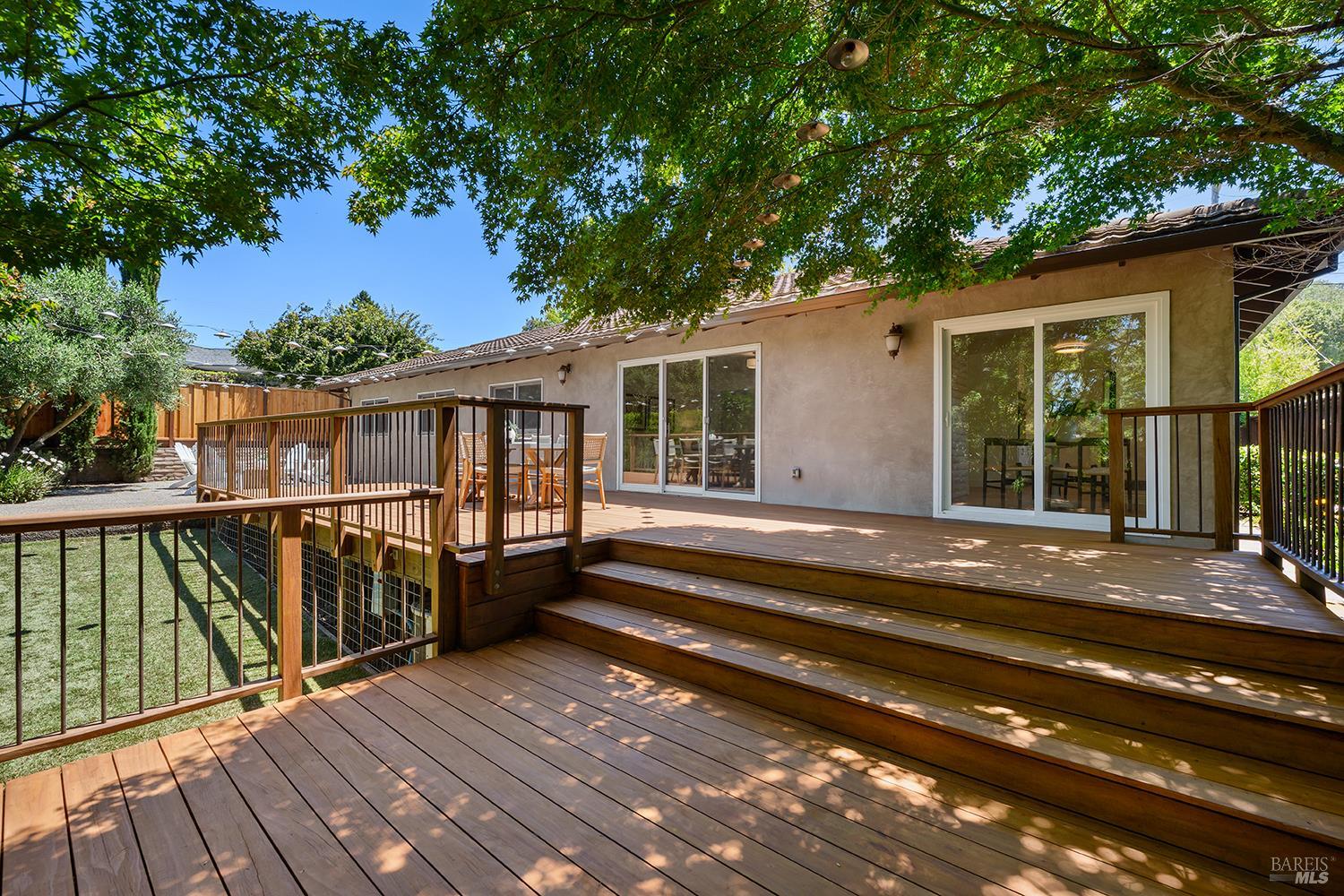 8 Harding Drive Novato, CA 94947 - Photo 12 of 35
