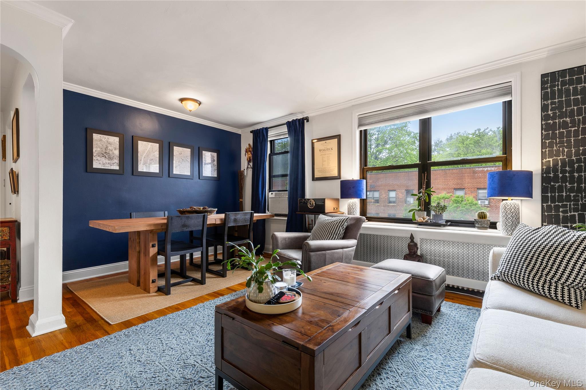 316 Richbell Road, Unit C2 Mamaroneck, NY 10543 - Photo 6 of 13 Combination living & dining area