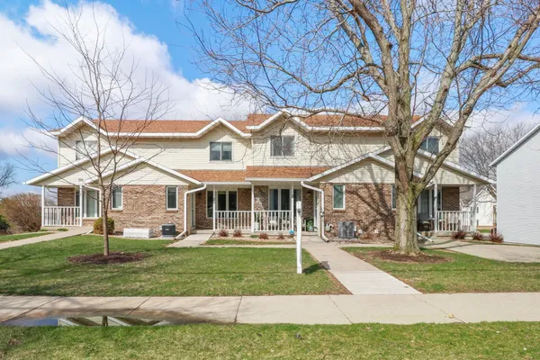 $249,900 | 710 Mesta Lane, Unit 3, Madison, WI 53704