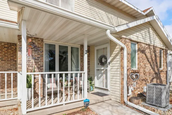 $249,900 | 710 Mesta Lane, Unit 3, Madison, WI 53704