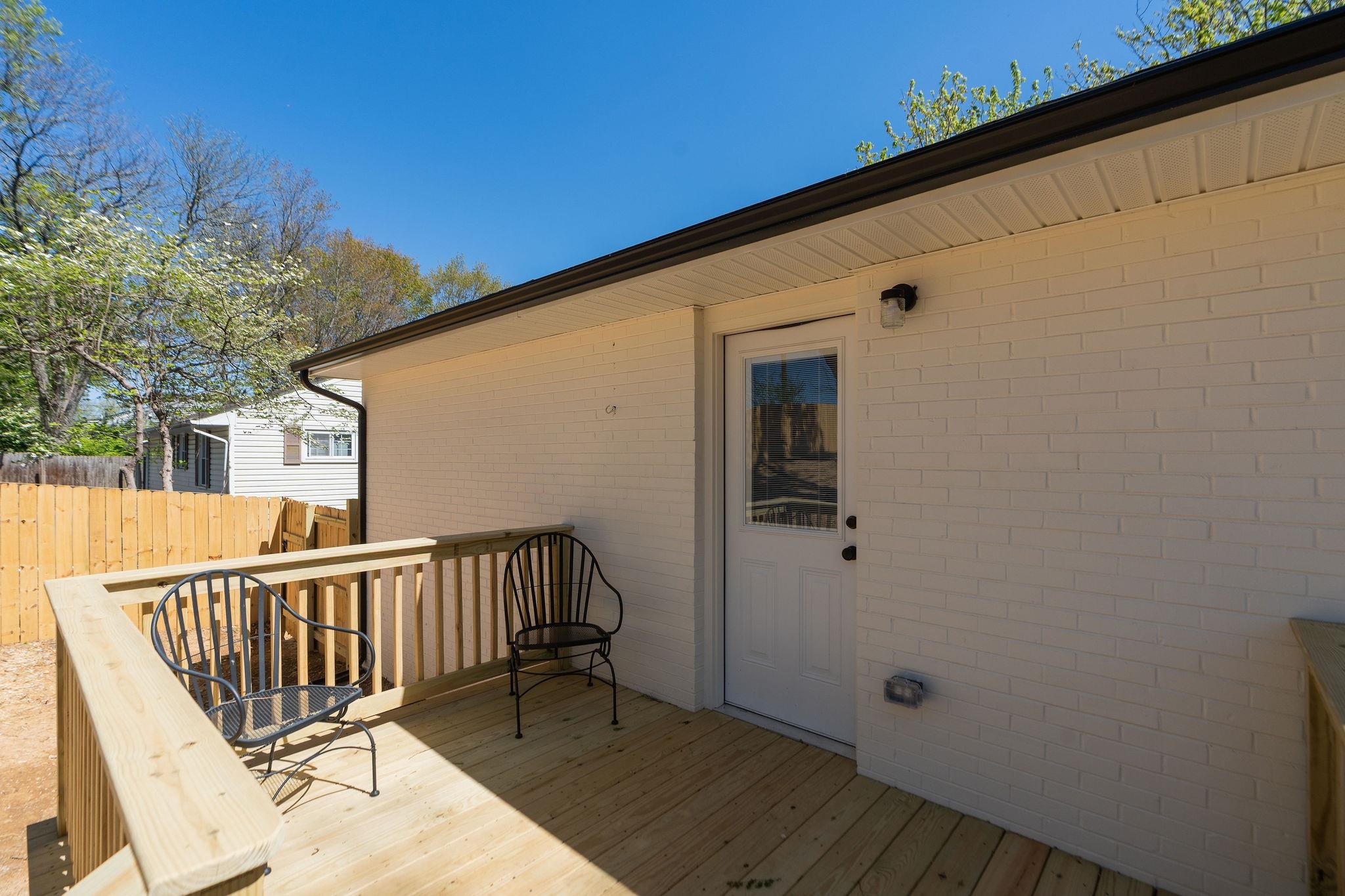 201 Link Road Waynesboro, VA 22980 - Photo 29 of 68 Rear Deck