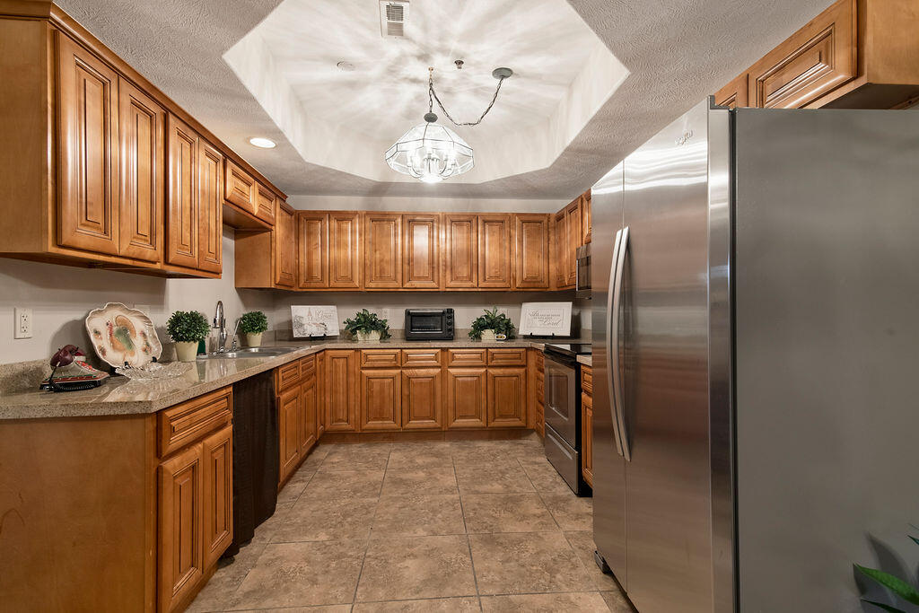 180 Grace Chapel Road, Unit 210 Blue Eye, MO 65611 - Photo 9 of 21 Cabinets Galore!