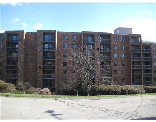 1500 Cochran Road, Unit 707 Pittsburgh, PA 15243 - Photo 1 of 15 Exterior Front.