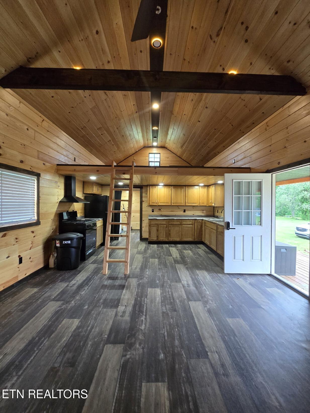 2365 Mountain View Road Robbins, TN 37852 - Photo 5 of 32 20250527_183429