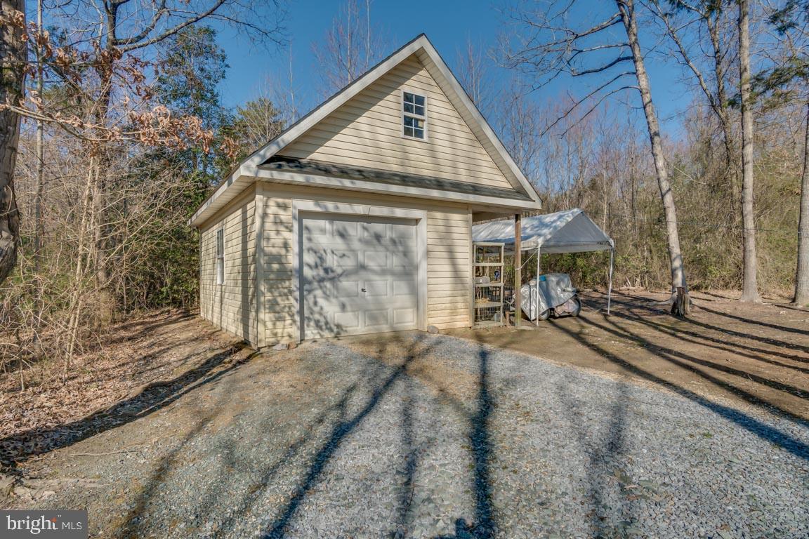 1189 Mountain View Road Fredericksburg, VA 22406 - Photo 8 of 40 Additional detached 1 car garage / workshop