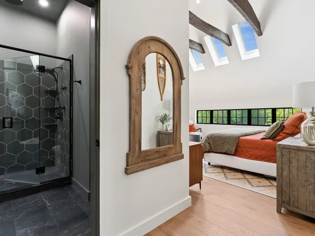 $2,400,000 | 89 Caspar Drive, Warren, VT 05674