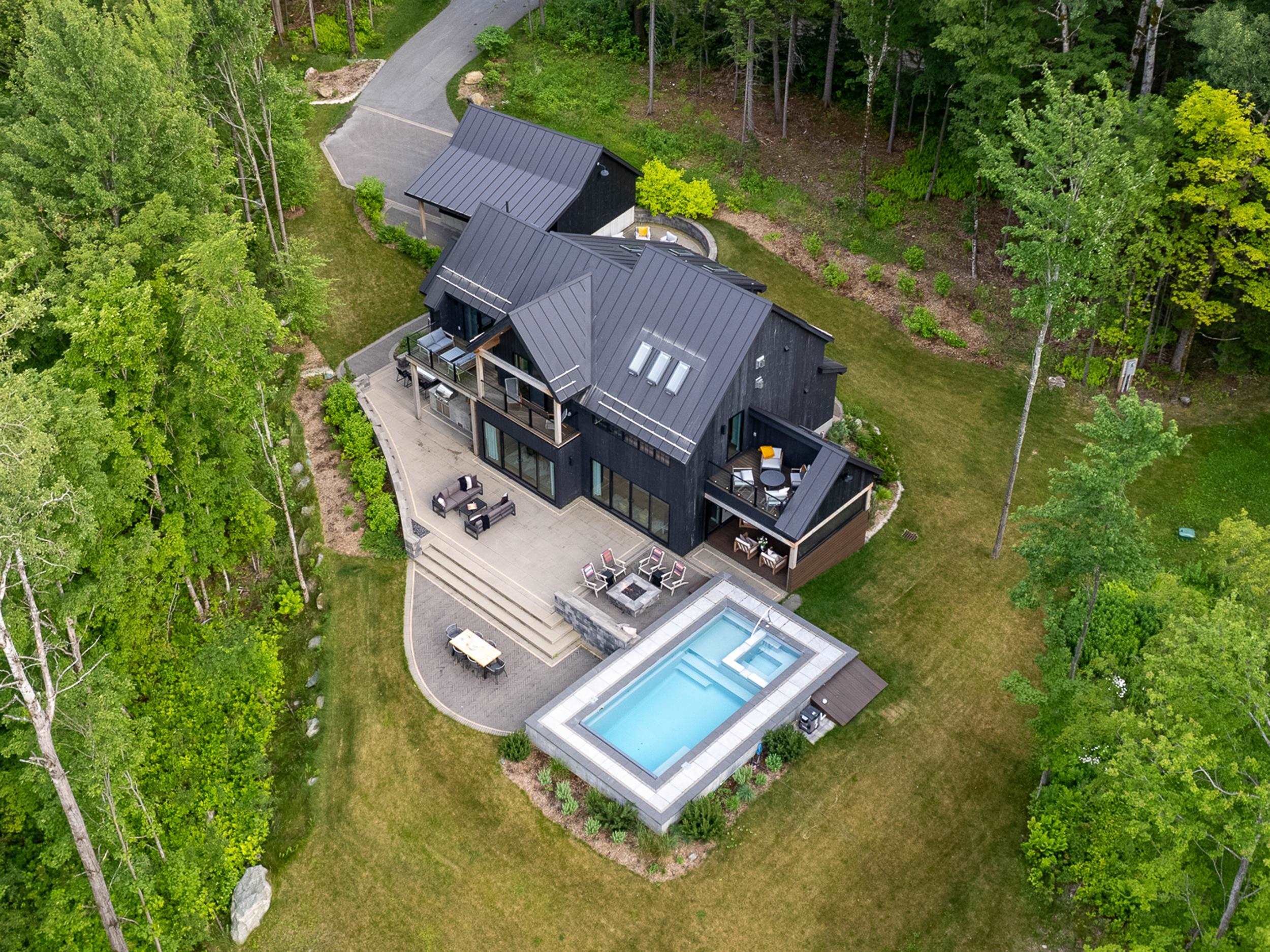 89 Caspar Drive Warren, VT 05674 - Photo 7 of 60