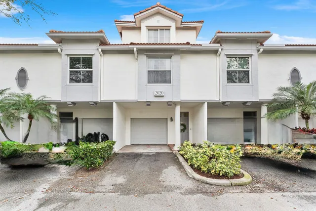 $449,000 | 2020 Alta Meadows Lane, Unit 505, Delray Beach, FL 33444