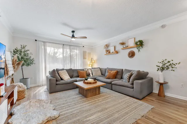 $449,000 | 2020 Alta Meadows Lane, Unit 505, Delray Beach, FL 33444