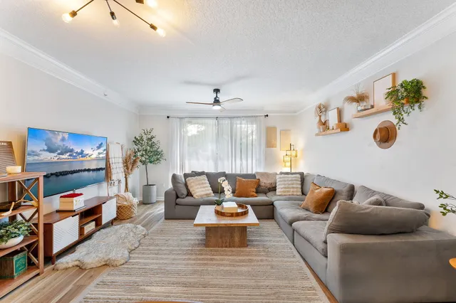 $449,000 | 2020 Alta Meadows Lane, Unit 505, Delray Beach, FL 33444