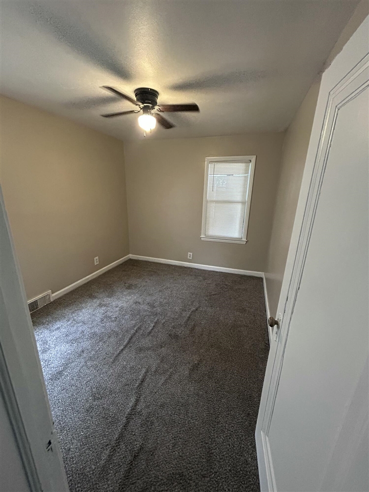 216 Goodell Street River Rouge, MI 48218 - Photo 11 of 12 Gallery Image 11