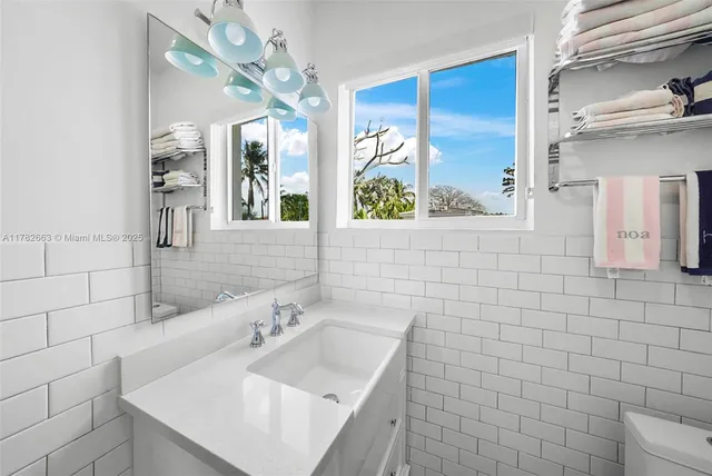 a view of a door of the house