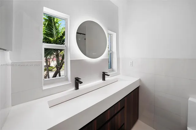 $4,499,000 | 5237 La Gorce Drive, Miami Beach, FL 33140