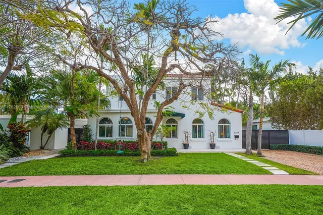 $4,499,000 | 5237 La Gorce Drive, Miami Beach, FL 33140