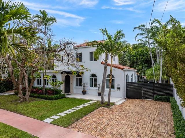 $4,499,000 | 5237 La Gorce Drive, Miami Beach, FL 33140