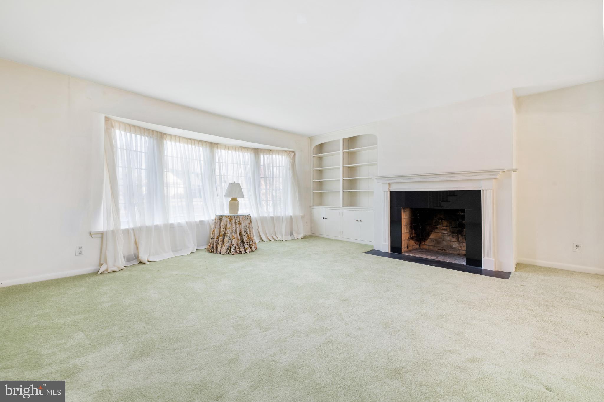 265 Golfview Road Ardmore, PA 19003 - Photo 15 of 25 Living Room