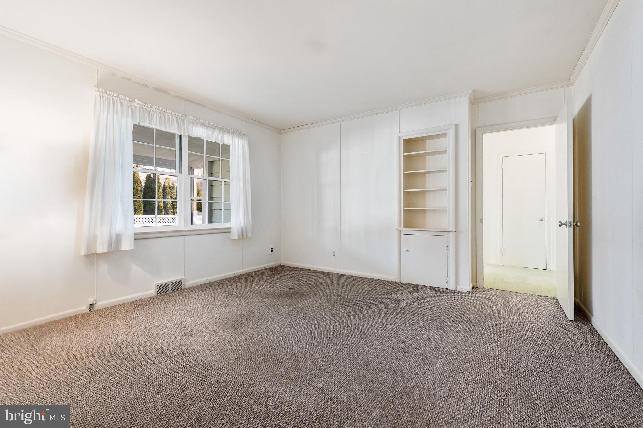 265 Golfview Road Ardmore, PA 19003 - Photo 19 of 25 Study or At-Home Office
