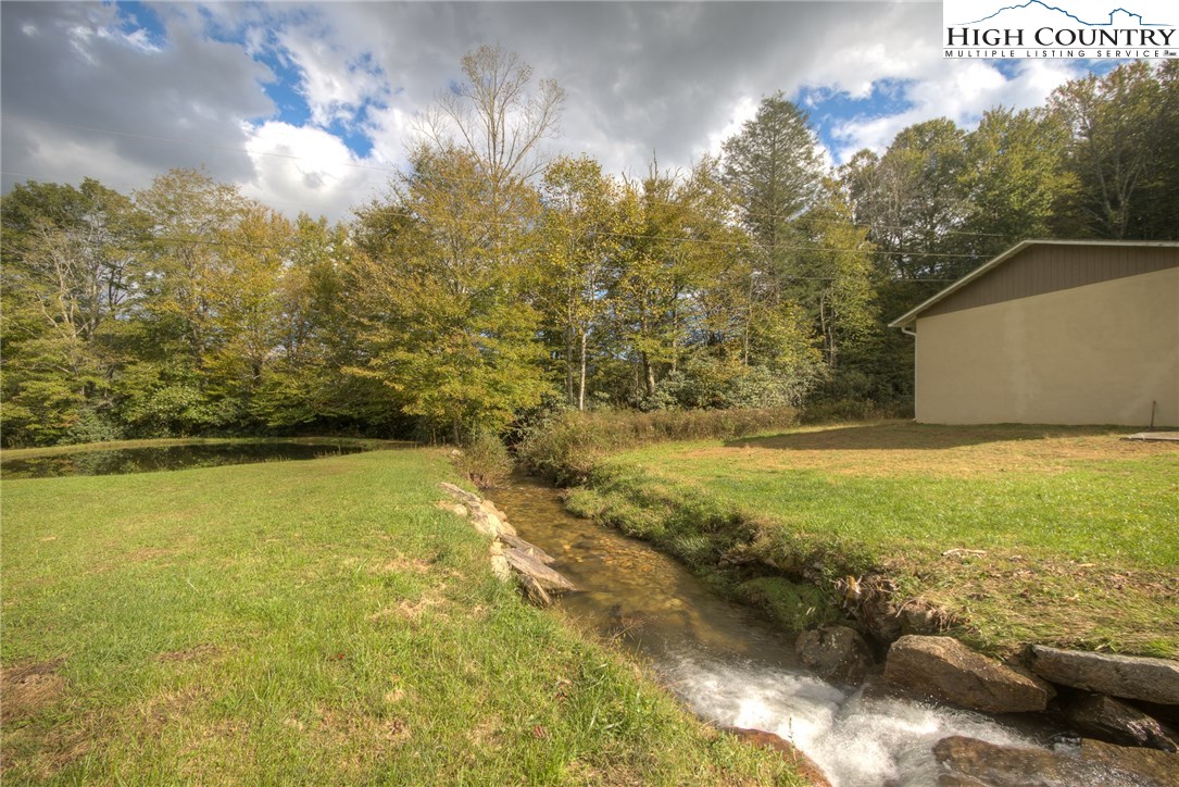 275 Locust Lane Boone, NC 28607 - Photo 40 of 49 Gallery Image 40