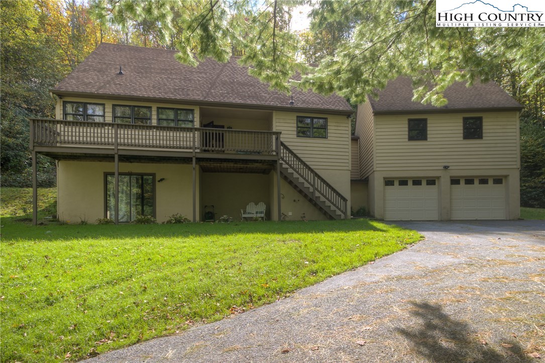 275 Locust Lane Boone, NC 28607 - Photo 8 of 49 Gallery Image 8