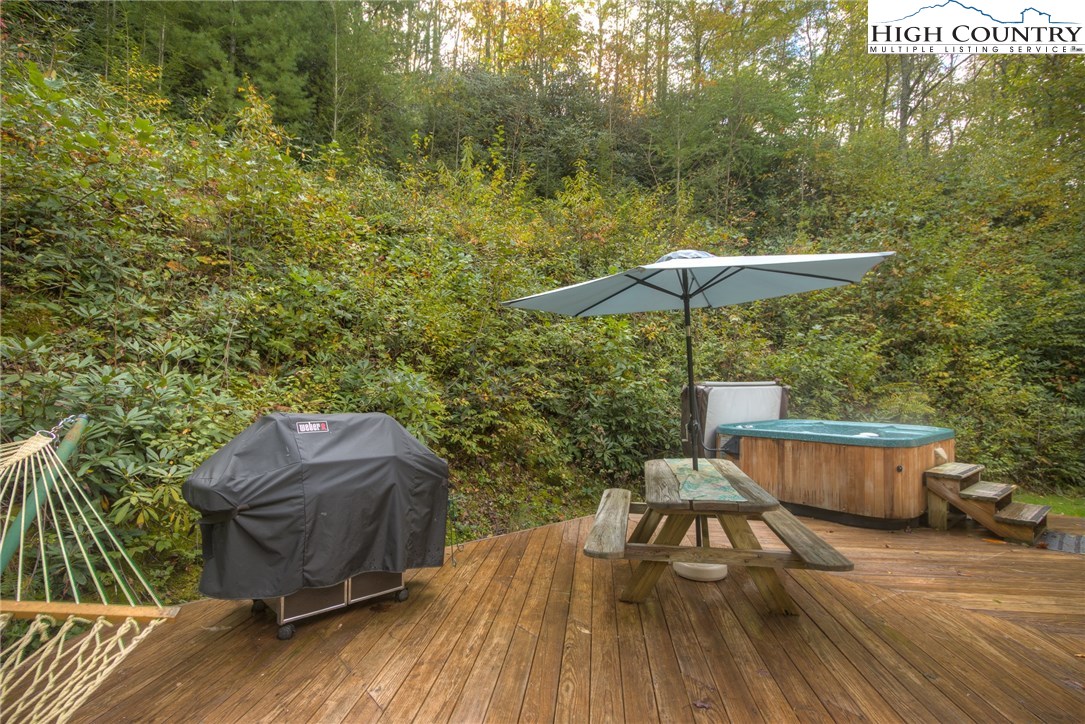 275 Locust Lane Boone, NC 28607 - Photo 10 of 49 Gallery Image 10