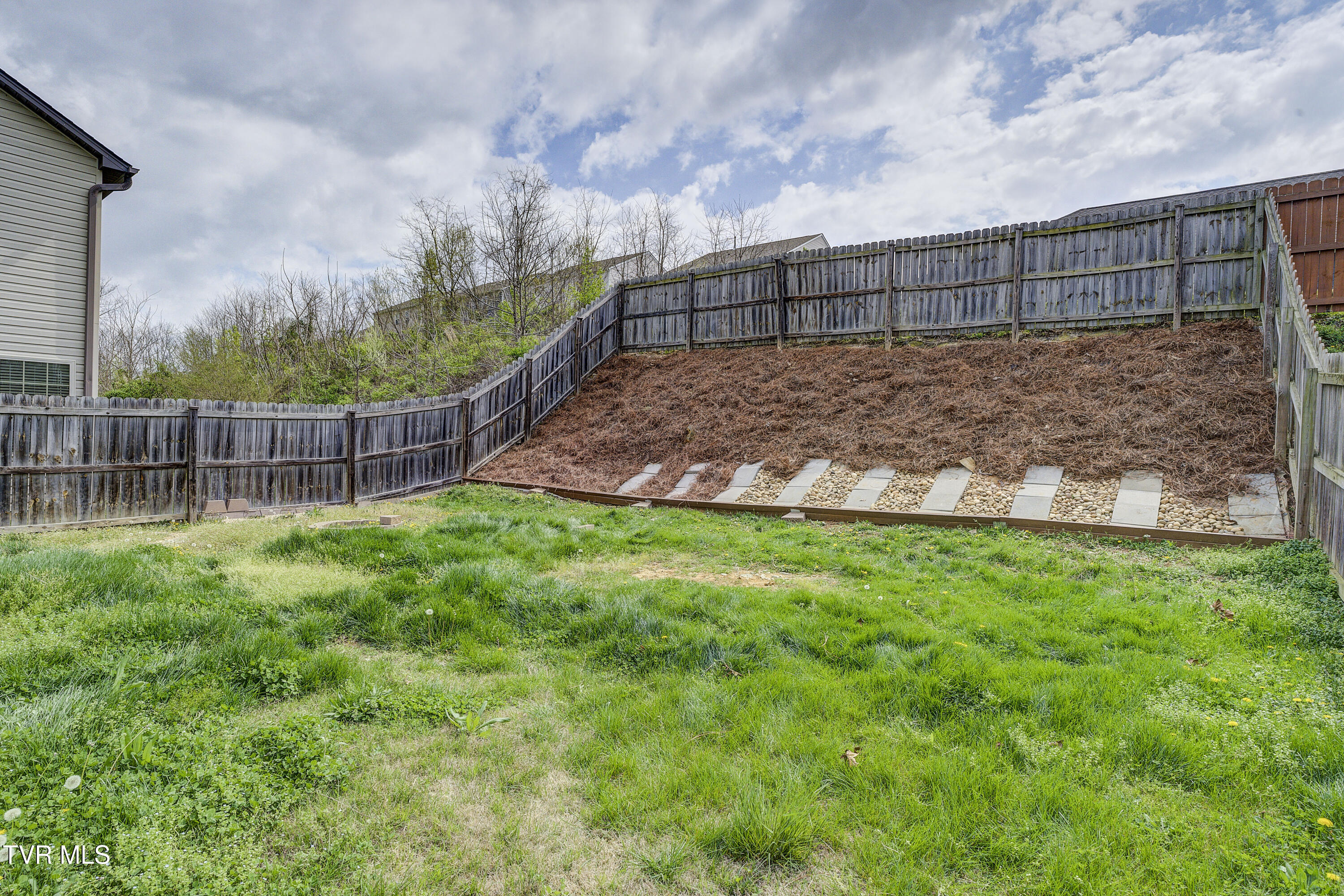 656 Suffolk Road Johnson City, TN 37615 - Photo 42 of 52 Suffolk-40
