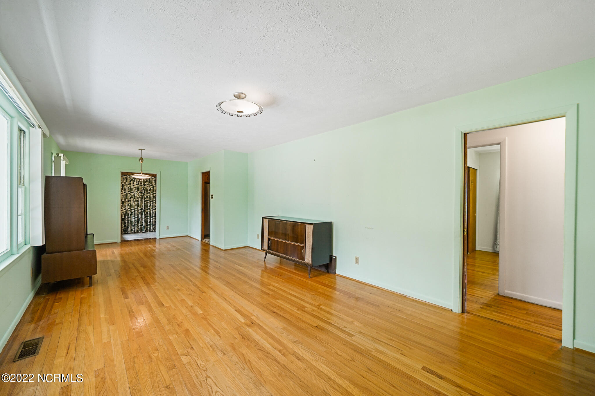 109 Pee Dee Road Aberdeen, NC 28315 - Photo 18 of 43 89-_DSC4388