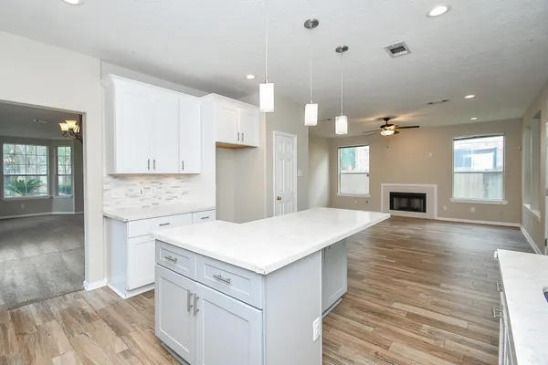 $2,700 | 215 Windrift Court, Sugar Land, TX 77479