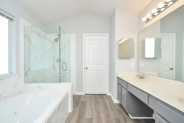 $2,700 | 215 Windrift Court, Sugar Land, TX 77479