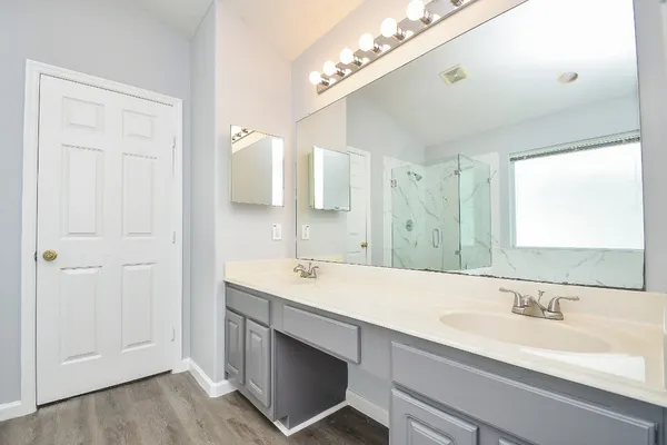 $2,700 | 215 Windrift Court, Sugar Land, TX 77479