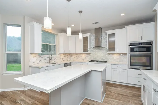 $2,700 | 215 Windrift Court, Sugar Land, TX 77479