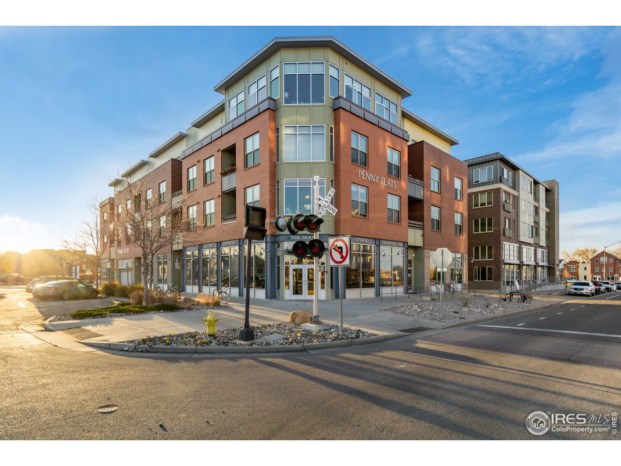 204 Maple Street, Unit 301 Fort Collins, CO 80521 - Photo 24 of 26 a front view of a building